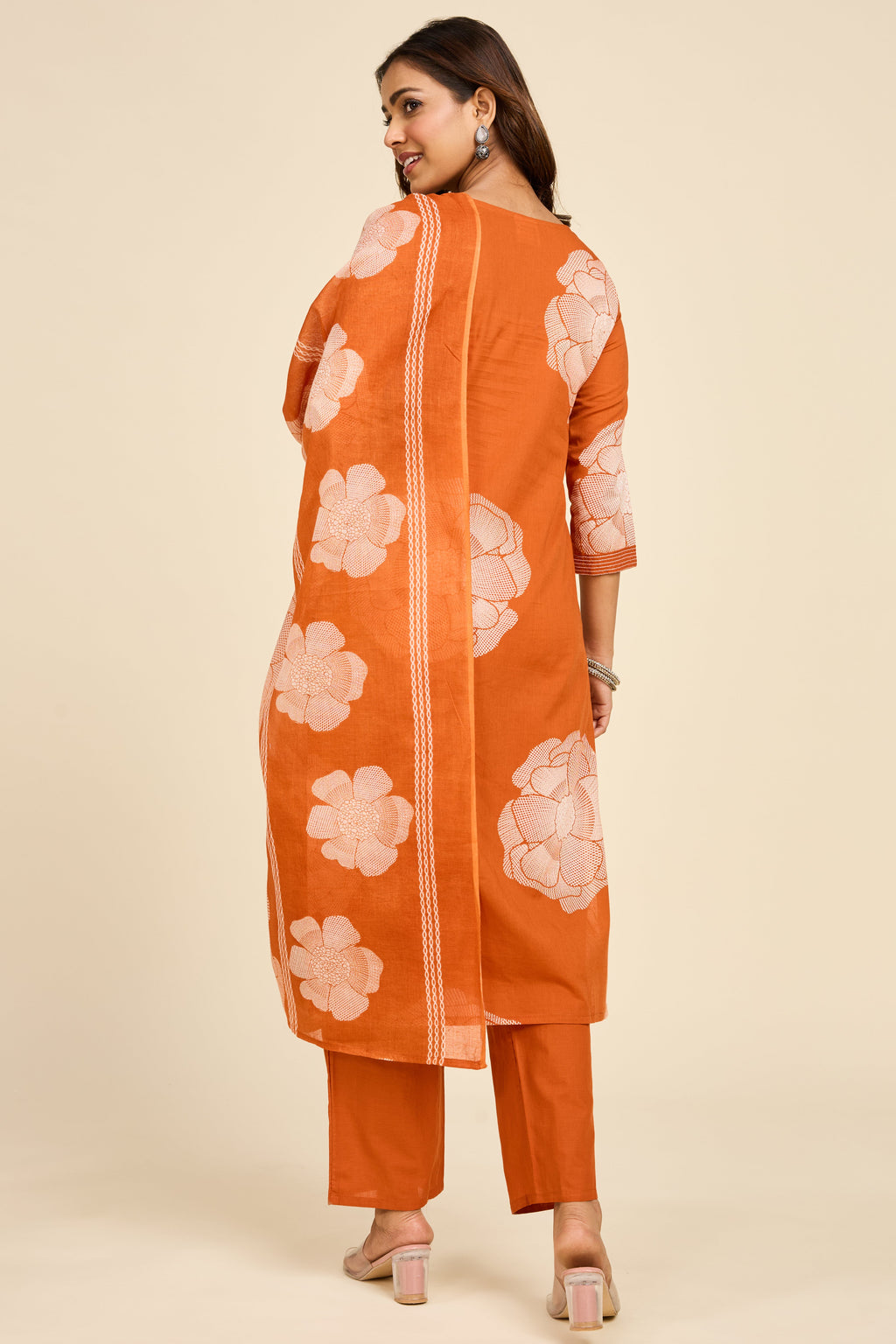 Alaya Select Amber Kurta Set