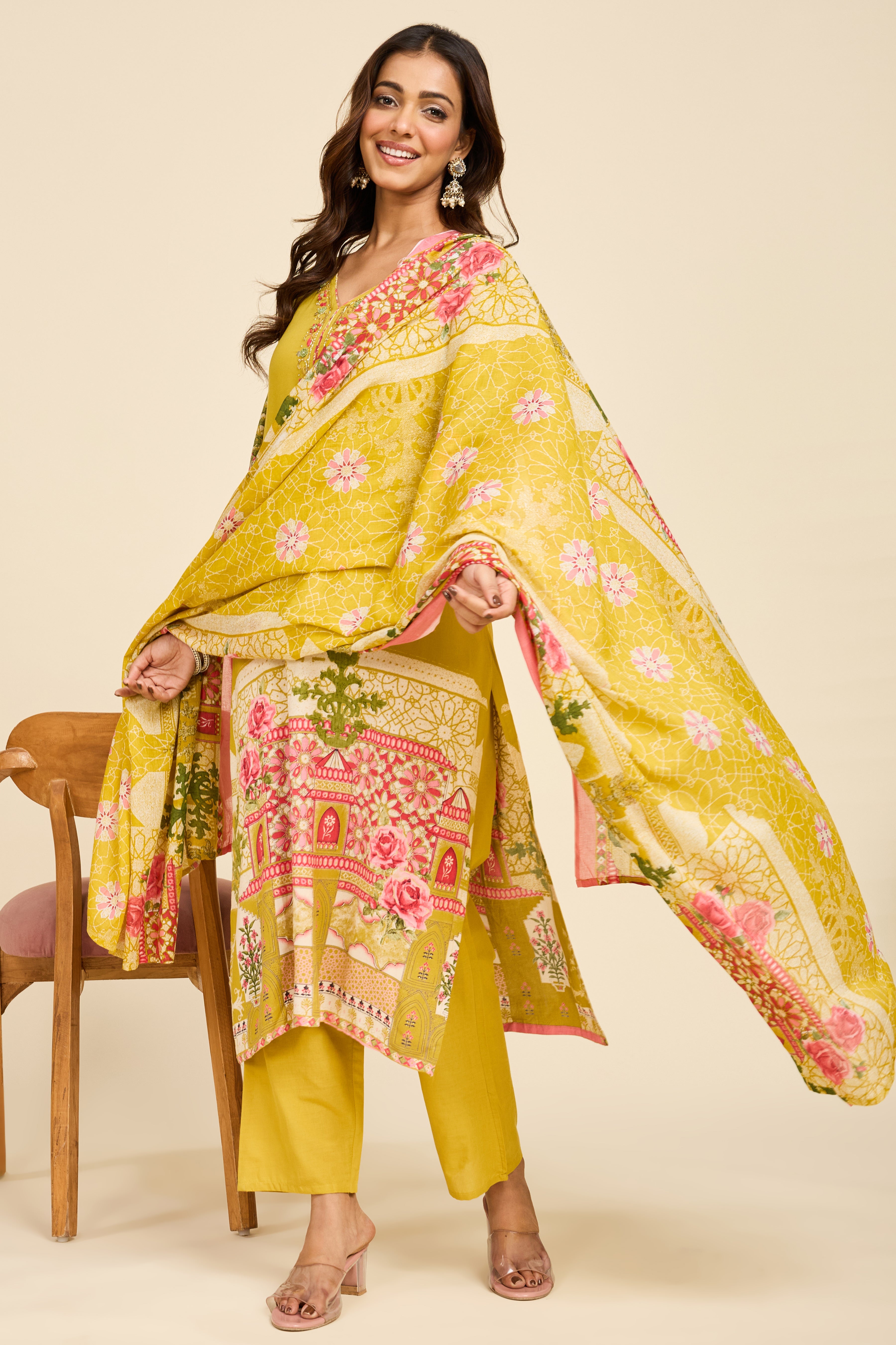 Pista Flora Kurta Set