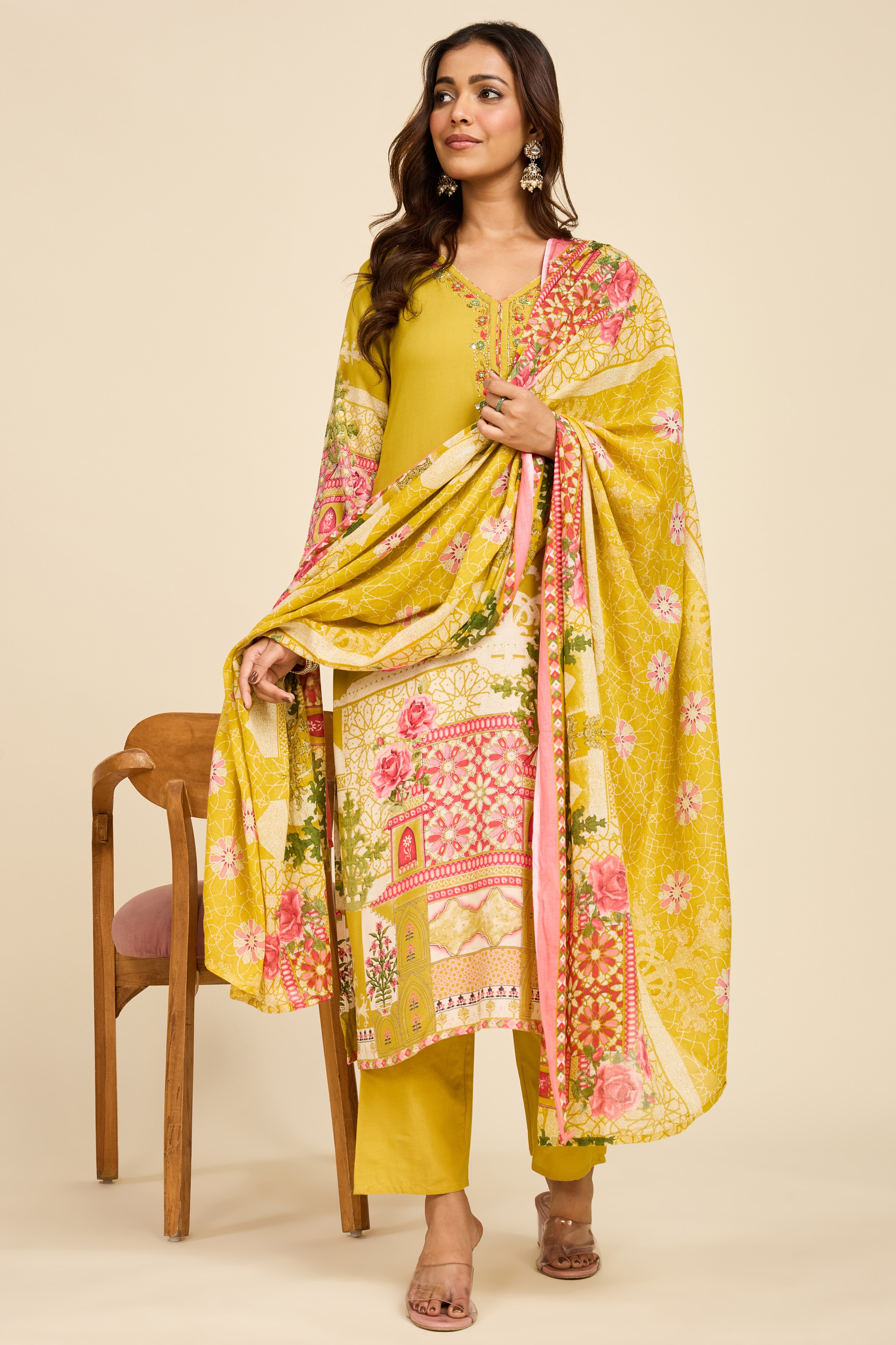 Pista Flora Kurta Set