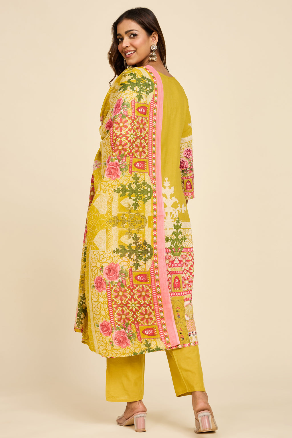 Pista Flora Kurta Set