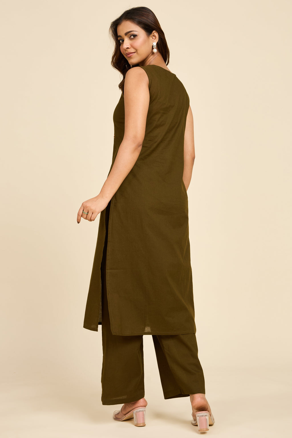 Petal Collar Kurta Set