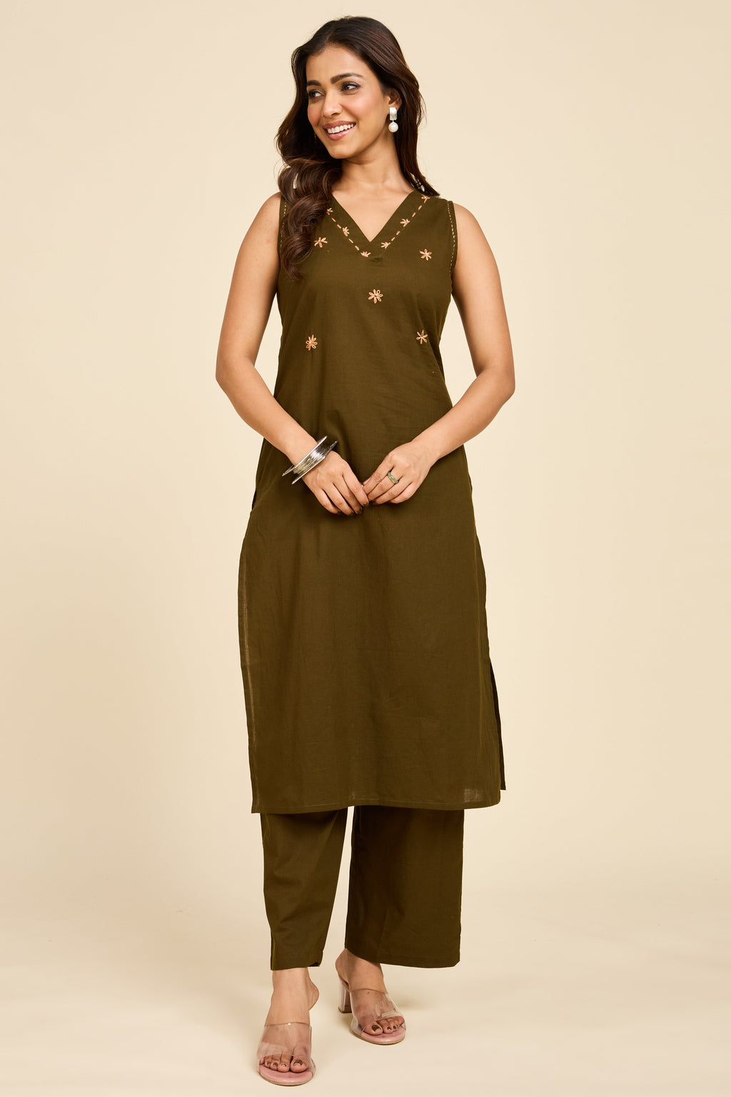 Petal Collar Kurta Set