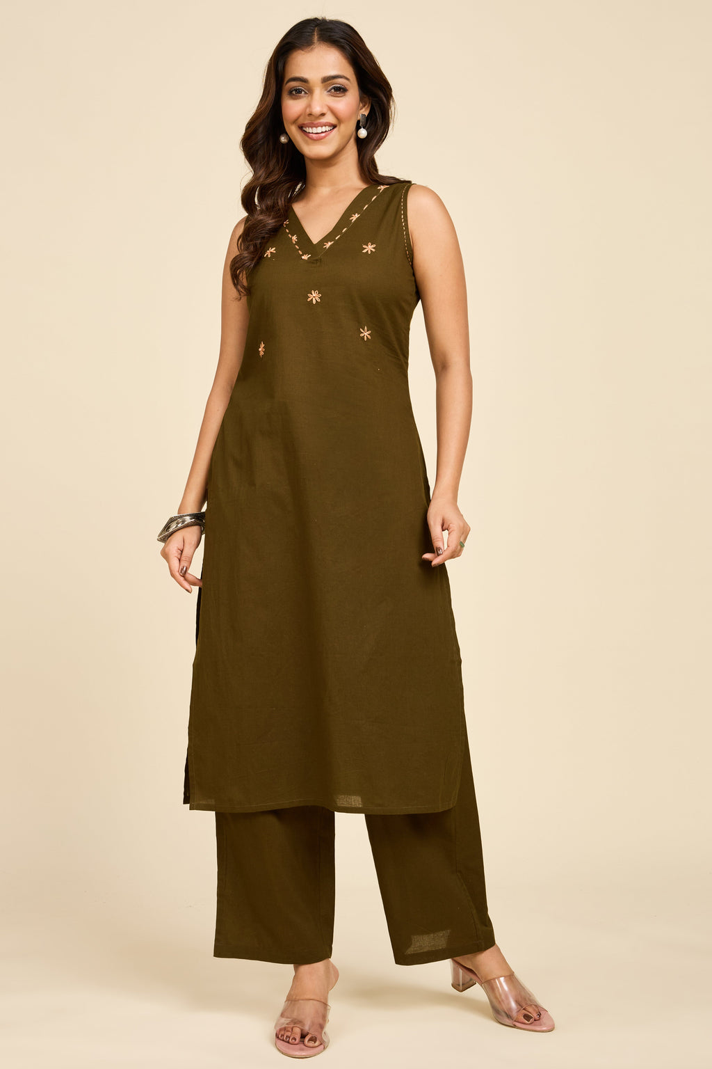 Petal Collar Kurta Set